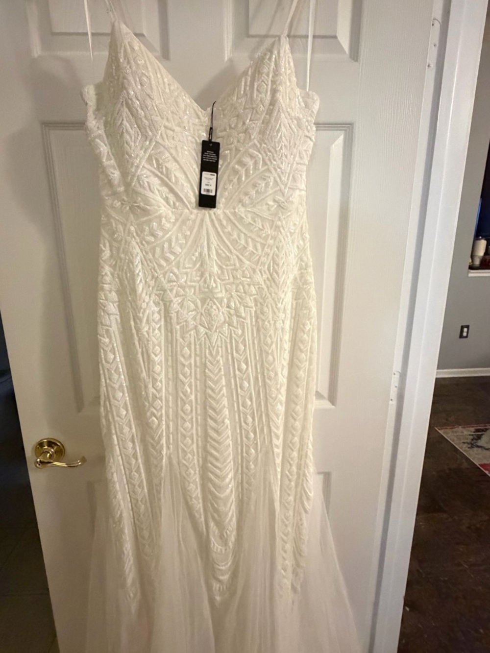 NWT Elegant White Embroidered Tulle Evening Dress - Picture 9 of 10